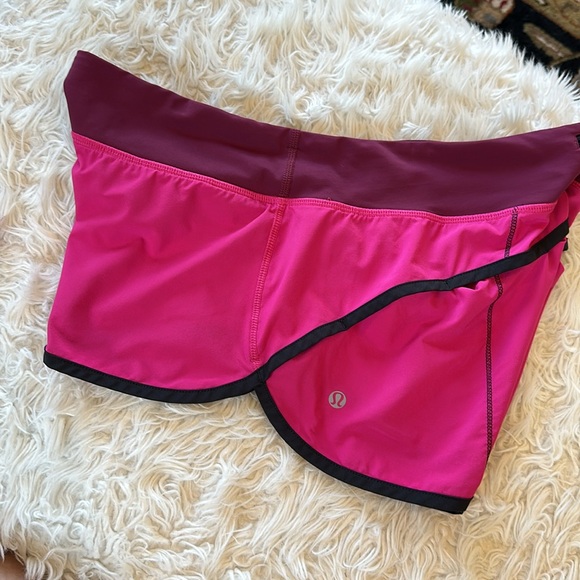 Lululemon Speed Short 2.5” inseam pink maroon size 10 - Picture 8 of 12